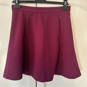 Dynamite Purple Burgundy Skirt w Gold Zipper and Pockets  Above the Knee Small